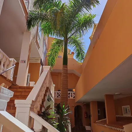 Sunshine Escape With Ocean View Apartamento *